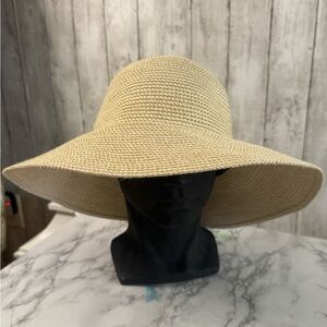 Vintage Betmar New York Classic Packable Brim Paper Hat Natural Womens Travel